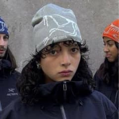 ARC'TERYX ビーニーのサムネイル