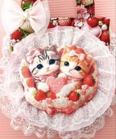スイーツ♡イチゴケーキ♡猫ちゃんパネル♡ラウンドバッグ - メルカリ