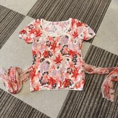 Blumarine 花柄 半袖カットソー フリル BLUGIRL BLUMARINE 花柄 半袖カットソー - メルカリ