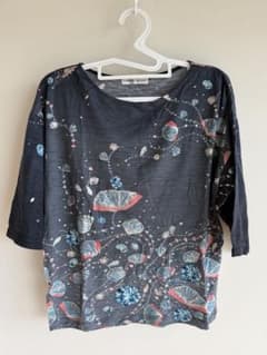 貝殻と宝石デザインの五分袖Tシャツのサムネイル