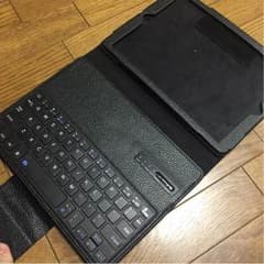 iPad air2 手帳型キーボード付きケースのサムネイル
