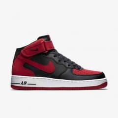 ナイキ NIKE AIR FORCE 1 MID 07 黒 × 赤のサムネイル