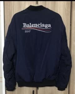 【早いもの勝ち】バレンシアガ　ボンバージャケット　ブルゾン 早いもの勝ち】BALENCIAGA ボンバージャケット - メルカリ