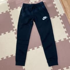 NIKE パンツ　140 新品未使用のサムネイル