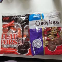 Flat tops  , Curly tops フィリピンチョコレートのサムネイル