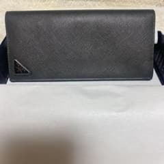 プラダ　長財布　prada サフィアーノのサムネイル