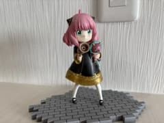 スパイファミリー アーニャ フィギュアのサムネイル