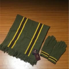 新品・未使用 タケオキクチ マフラー・手袋セットのサムネイル