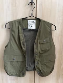 カーキ色ベスト【130サイズ】のサムネイル