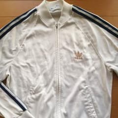 adidas ジャージのサムネイル