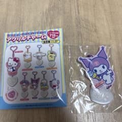 コンビニ限定　アクリルチャーム　クロミのサムネイル