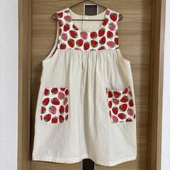 保育士 エプロン スモック ハンドメイド いちご柄 - メルカリ