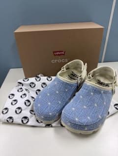 【Levi’s × Crocs コラボサンダル　size US9（27cm）】のサムネイル