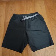 【BEAMS】GRAMICCI ダークグレー ショートパンツのサムネイル