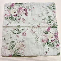 CABBAGES & ROSES キャベジズ & ローゼズ　クッションカバーのサムネイル