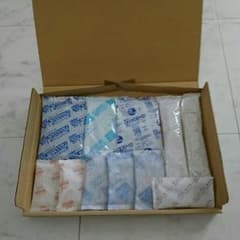 保冷剤  大きさいろいろのサムネイル