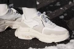 BALENCIAGA tripleS バレンシアガトリプルSのサムネイル