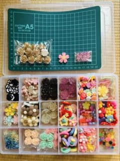 デコレーションパーツセット 収納ケース付きのサムネイル
