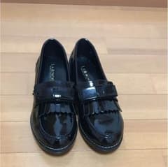 ローファーのサムネイル