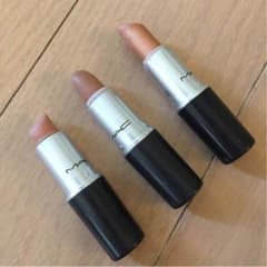 MACベージュ系リップ☆のサムネイル