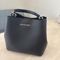 MICHEAL KORS ショルダーバッグのサムネイル