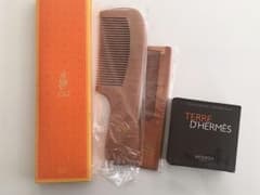 お値下げ！！エルメス PERFUMED SOAP & 櫛のサムネイル