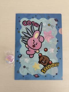 BT21 くら寿司コラボ　クリアファイルセット バッジ付きのサムネイル