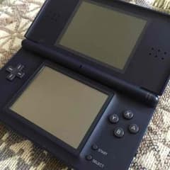 Nintendo DS lite 本体＋充電器＋タッチペンのサムネイル