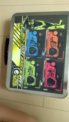 仮面ライダーZERO1プログライズキーとケースのサムネイル