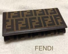 FENDIズッカ柄長財布のサムネイル