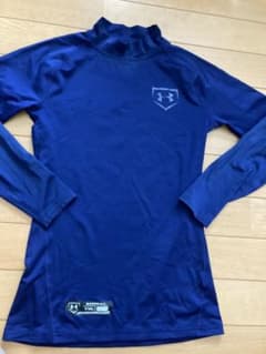 三日月様専用   UNDER ARMOUR アンダーのサムネイル