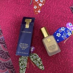 ESTEE LAUDERファンデーション ダブルウェア2N1デザートベージュのサムネイル