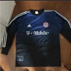 バイエルンミュンヘン キーパー サッカー ユニフォームのサムネイル