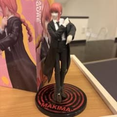 チェンソーマン、マキマフィギュアのサムネイル