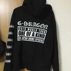 お値下げ中！！ジヨン ソロ グッズ パーカー 黒 BIGBANGのサムネイル