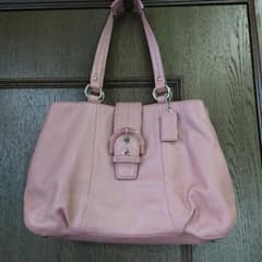 いちご様専用♡coach  ハンドバッグのサムネイル