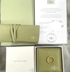 Van Cleef & Arpels ヴァンクリ ペルレ ミディアム YG 48 - メルカリ
