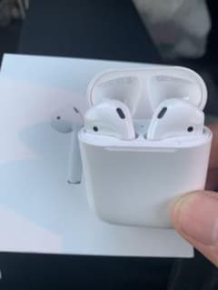 AirPods2世代のサムネイル