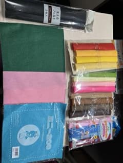 フェルト新品未使用＋使いかけのサムネイル