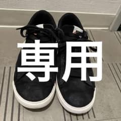 NIKEブレーザーのサムネイル