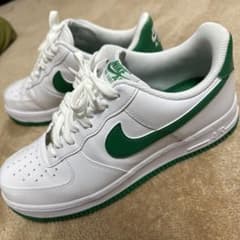 ナイキ　AIR FORCE1 US8.5 26.5㎝のサムネイル