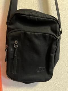 ナイキショルダーバッグのサムネイル