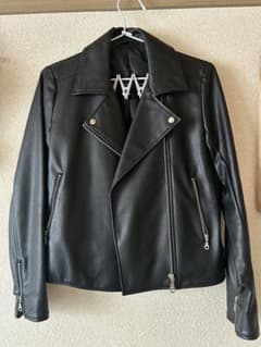 さらに値下げ★GU フェイクレザー ライダースジャケット ブラックのサムネイル