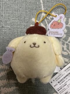 新品未使用☆カピバラさん×サンリオコラボぬいぐるみマスコット☆ポムポムプリン