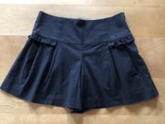 ☆バーバリーブルーレーベル フリル付きキュロット☆ネイビーのサムネイル