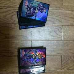 ブラックマジシャンのサムネイル