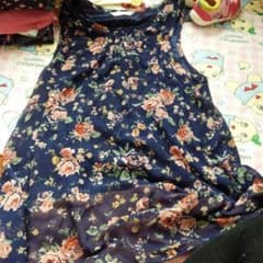 花柄ワンピースのサムネイル