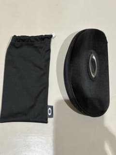値下げしました！ Oakley サングラスケース ブラックのサムネイル