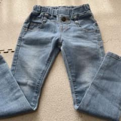 新品！デニムパンツ 120㎝のサムネイル