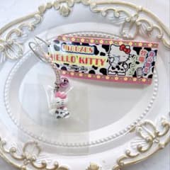 ハローキティ 蒜山限定牧場バージョン 根付ストラップ - メルカリ